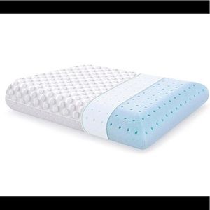 Milemont Cooling KING Gel Memory
Foam Pillow NWT